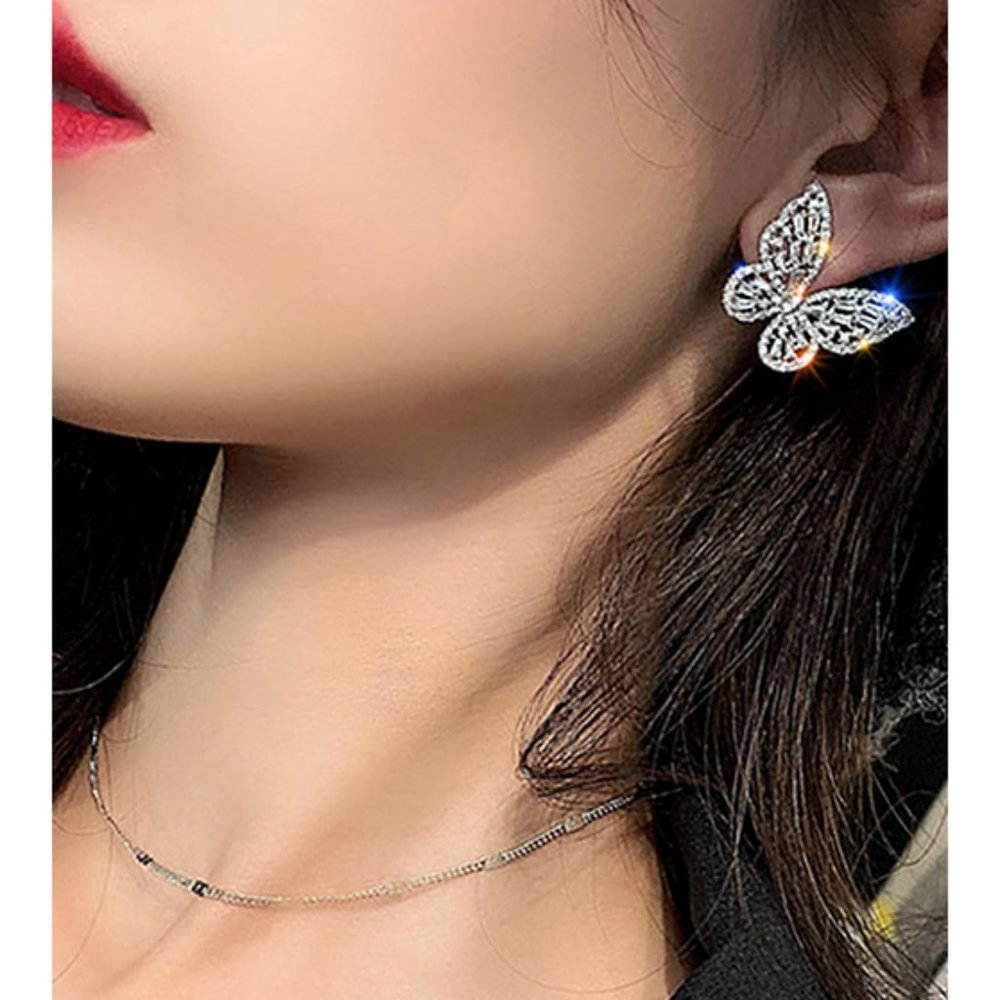 Silver CZ Rhinestone Butterfly Earrings BLING SPARKLE CUTE GIFT BUTTERFLIES - Picture 3 of 3